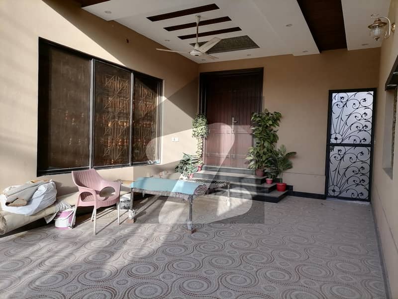 Prime Location 1 Kanal House For Sale In Allama Iqbal Town - Rachna Block Lahore