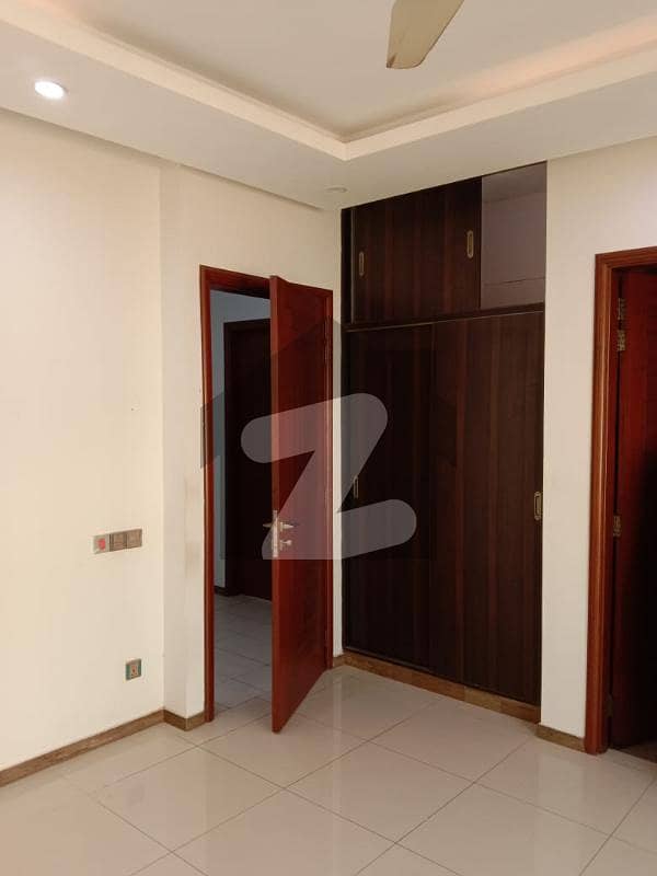 120 Yrd Slightly Used Independent Double Story Bungalow For Rent In Dha Phase 8