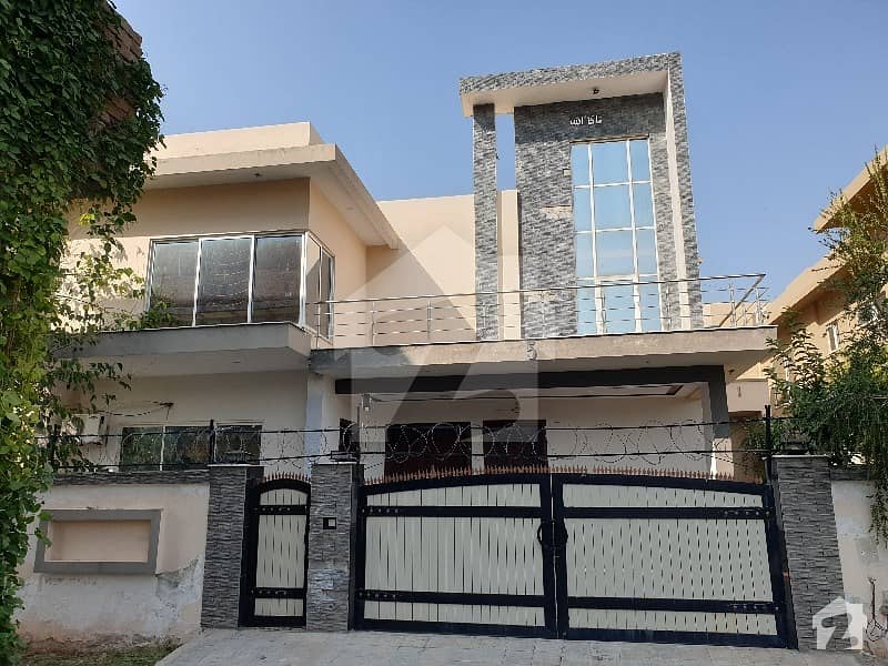 1 Kanal Lush House For Sale In Bani Gala