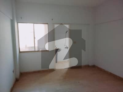 کلفٹن ۔ بلاک 1 کلفٹن کراچی میں 2 کمروں کا 3 مرلہ فلیٹ 63 لاکھ میں برائے فروخت۔