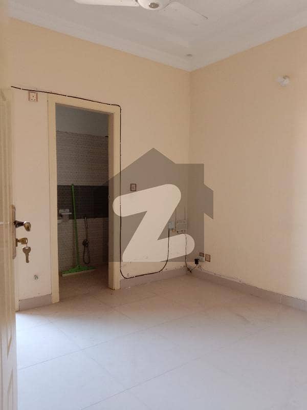 700 Sq. ft Flat Available For Sale In Commercial Of G13 4 Islamabad