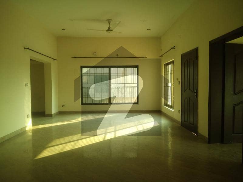 10 Marla Independent Double Storey House For Rent In UET Society Near Wapda Town