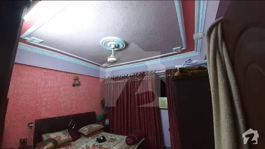 3 Bedrooms Lounge Flat For Sale