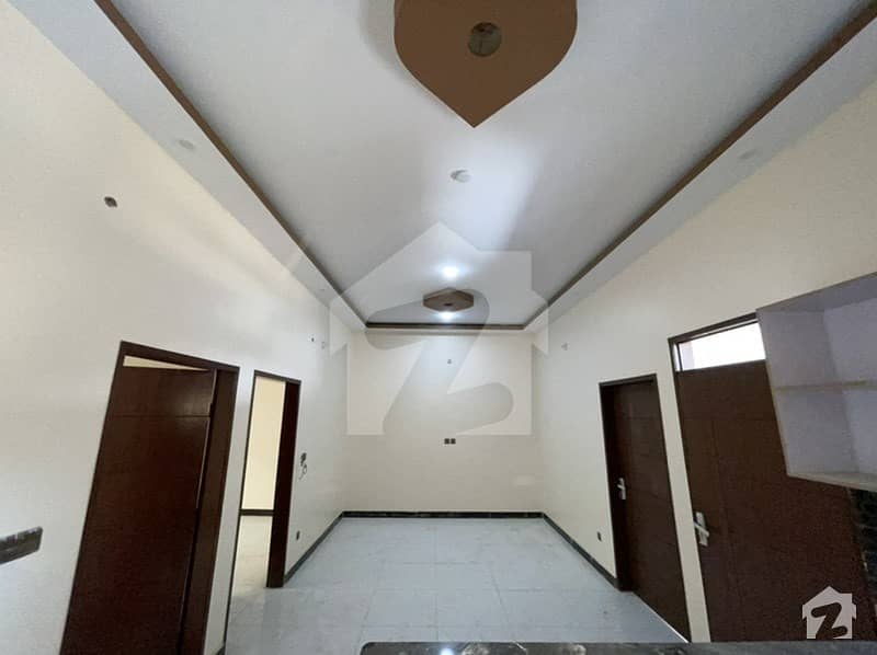روک کوآپریٹو ہاؤسنگ سوسائٹی سکیم 33 کراچی میں 4 کمروں کا 5 مرلہ مکان 1.76 کروڑ میں برائے فروخت۔