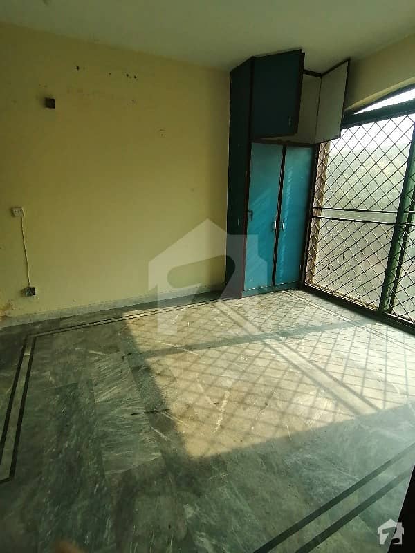 7 Marla Upper Portion For Rent In Main Boulevard Defence Road