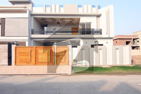 House Sized 10 Marla Is Available For Sale In Old Shujabad Road