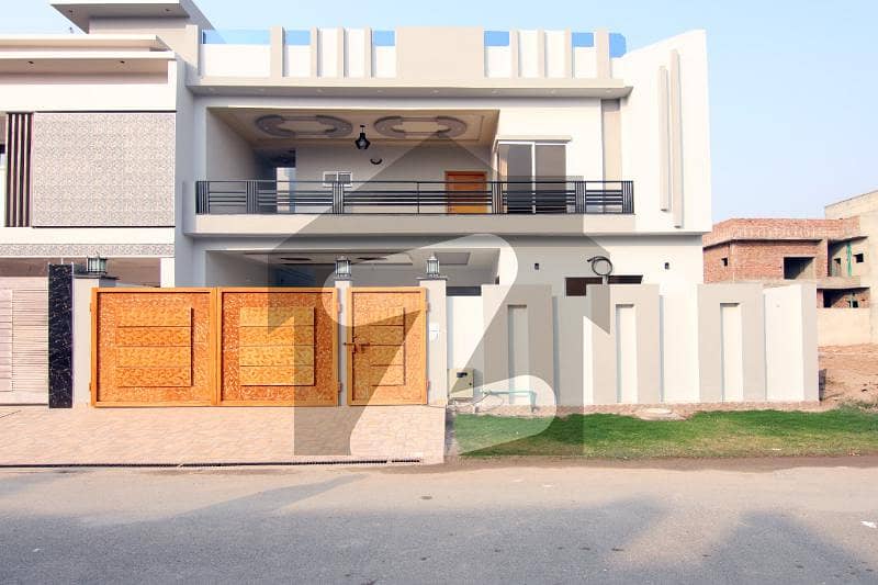 House Sized 10 Marla Is Available For Sale In Old Shujabad Road