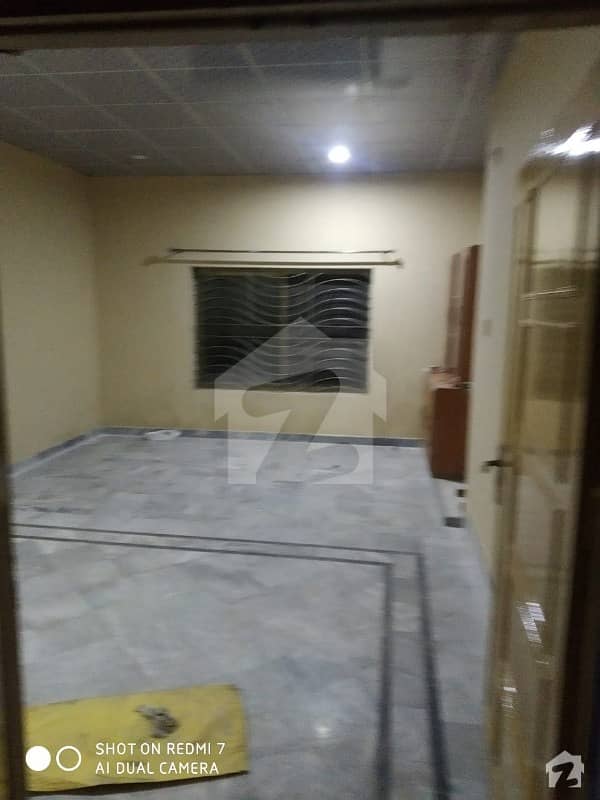 A Well Designed Upper Portion Is Up For Rent In An Ideal Location In Peoples Colony No 1