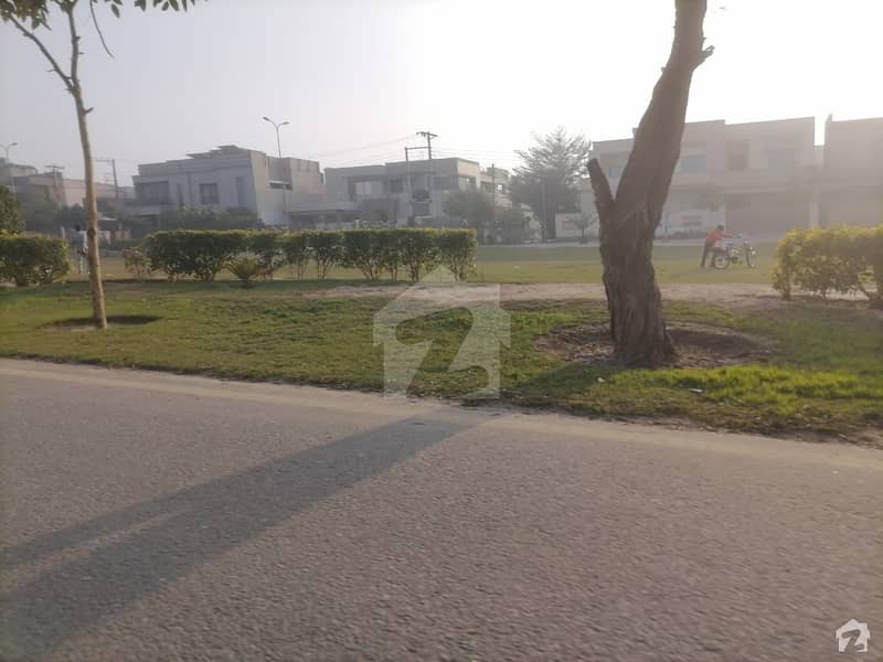 Buying A Residential Plot In Faisalabad Just Became Really Easy