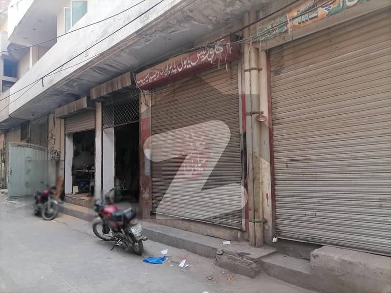لال پل مغلپورہ لاہور میں 8 مرلہ عمارت 3.5 کروڑ میں برائے فروخت۔