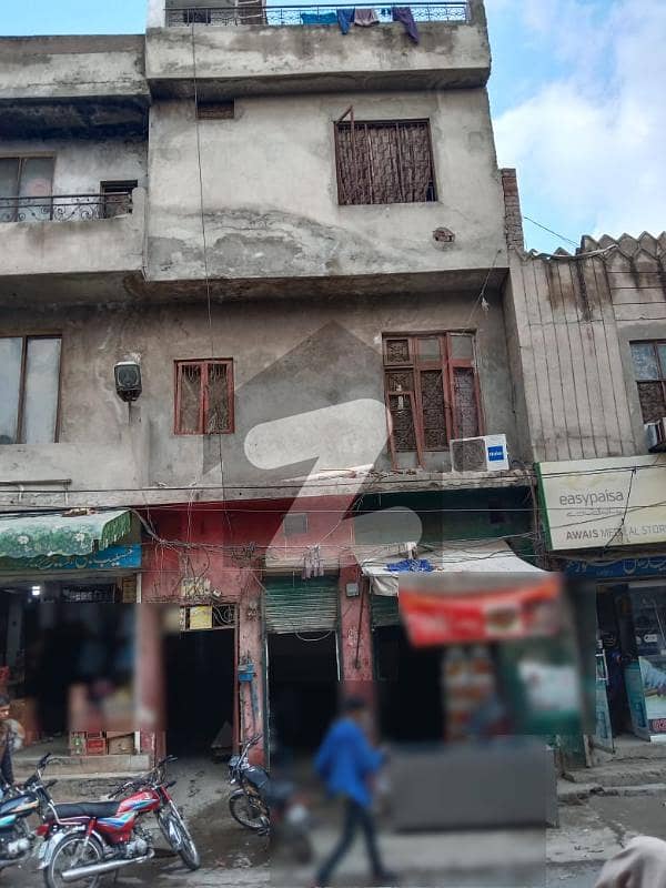 سمن آباد لاہور میں 10 کمروں کا 10 مرلہ عمارت 3 کروڑ میں برائے فروخت۔