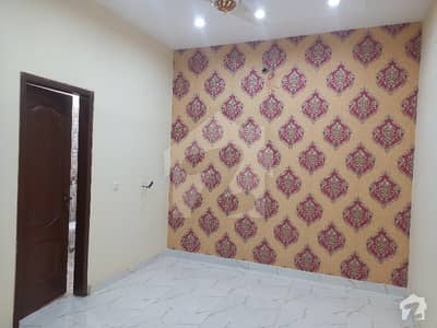 کماہاں روڈ لاہور میں 3 کمروں کا 3 مرلہ مکان 30 ہزار میں کرایہ پر دستیاب ہے۔