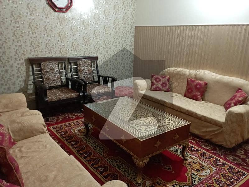 حسن ٹاؤن لاہور میں 6 کمروں کا 5 مرلہ مکان 1.25 کروڑ میں برائے فروخت۔