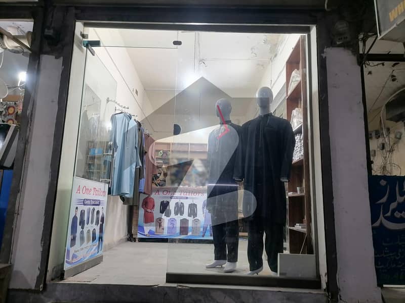 الحمد کالونی (اے آئی ٹی) لاہور میں 1 مرلہ دکان 40 لاکھ میں برائے فروخت۔