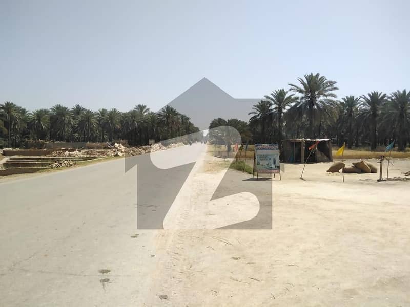 60 Sqyd Commercial Plot For Sale