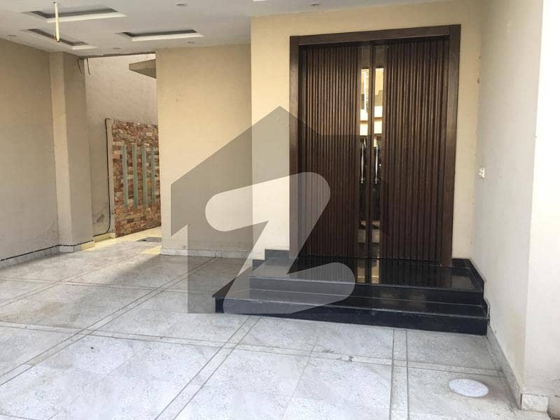 Slightly Used 15 Marla House For Rent In Dha Lahore