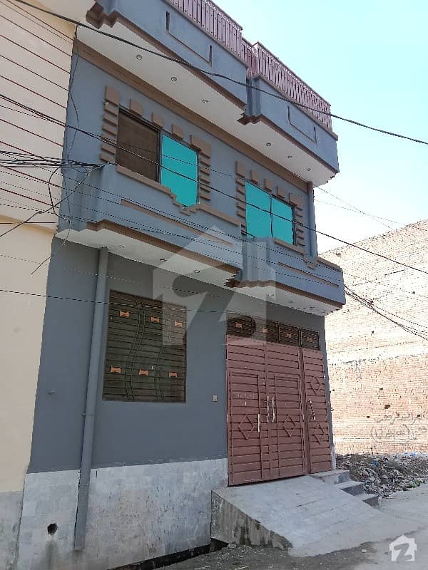 ورسک روڈ پشاور میں 2 کمروں کا 3 مرلہ زیریں پورشن 14 ہزار میں کرایہ پر دستیاب ہے۔