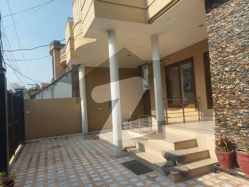 Hayatabad Peshawar Phase-1 Sector E 3 10 Marla House Available For Sale