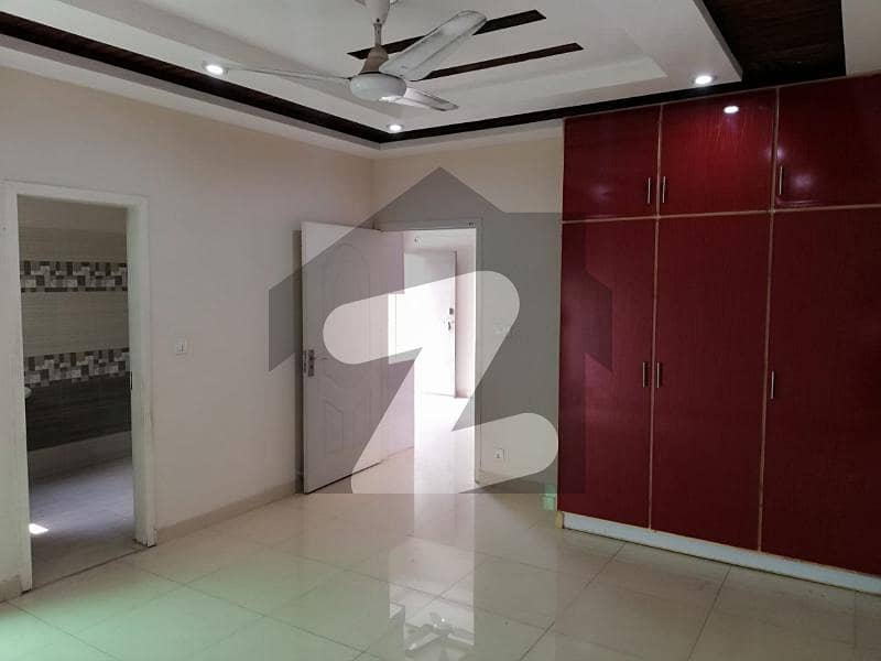 Furnished 1bed 2nd Floor With Roof For Rent In Psic Society Back Side Lums Dha Lhore Cantt