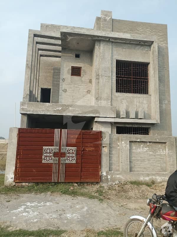 پیراگون سٹی ۔ گرینز بلاک پیراگون سٹی لاہور میں 3 کمروں کا 5 مرلہ مکان 85 لاکھ میں برائے فروخت۔
