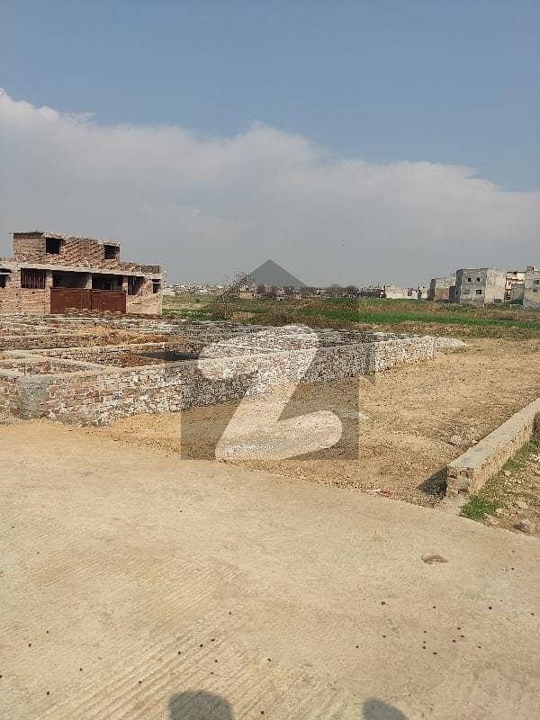 Plots Are Available With All Facilities Gas, Electricity And Water Near Comsats University Tramari