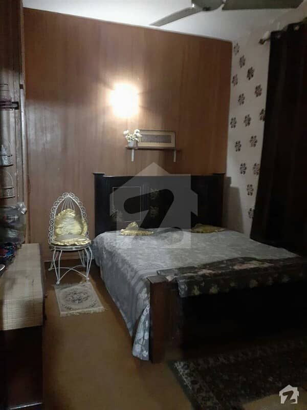گارڈن ٹاؤن - طارق بلاک گارڈن ٹاؤن لاہور میں 3 کمروں کا 5 مرلہ مکان 1.55 کروڑ میں برائے فروخت۔