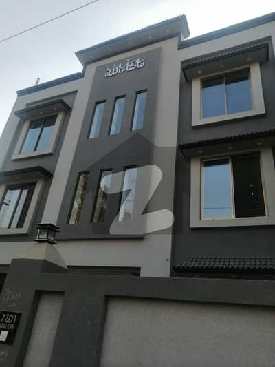 Aesthetic Building Of 1 Kanal For Rent Is Available