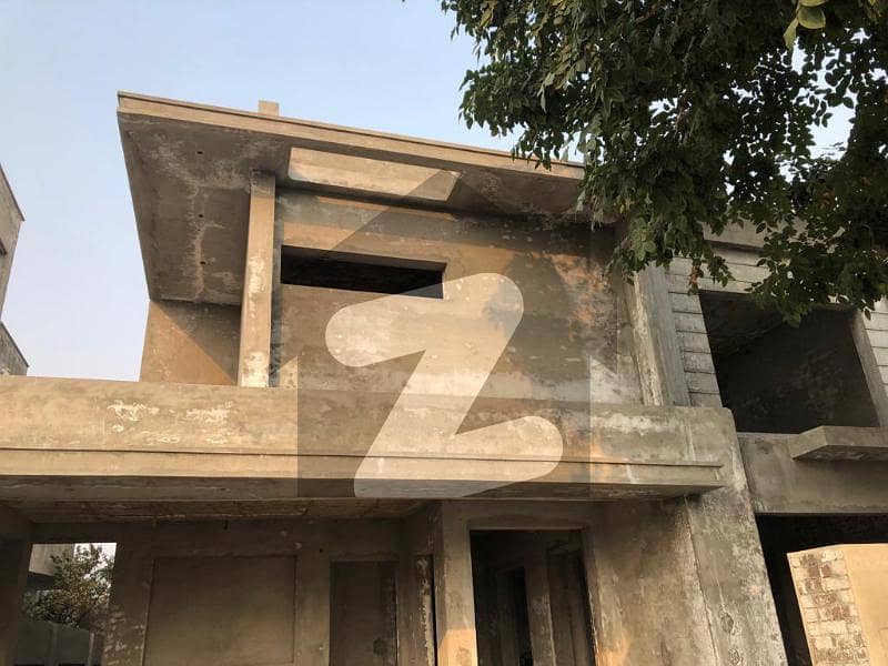 اقبال ایونیو فیز 3 اقبال ایوینیو لاہور میں 6 کمروں کا 19 مرلہ مکان 3 کروڑ میں برائے فروخت۔