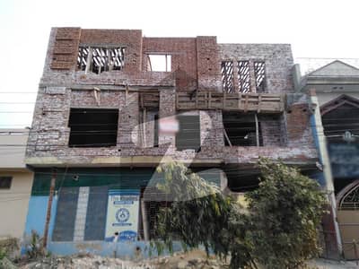 Building Available For Rent Akbar Chowk