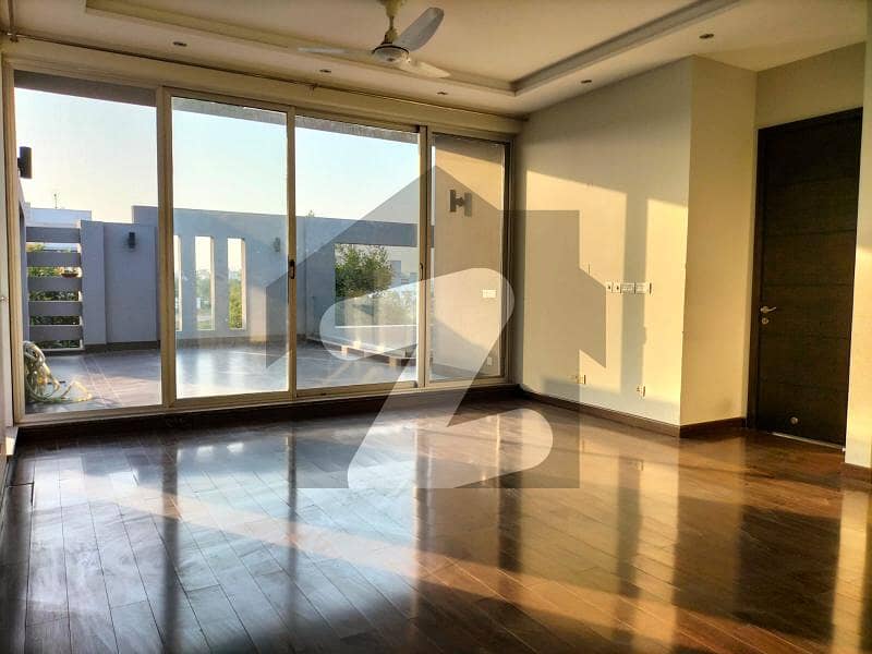 1 Kanal Upper Portion With Separate Gate For Rent In DHA Phase 1
