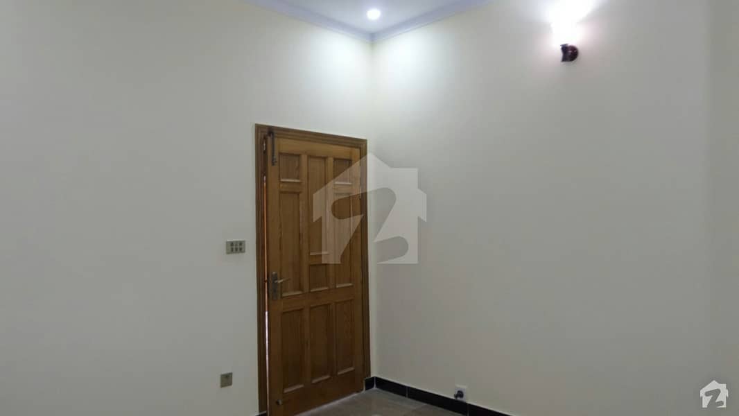 Buy A Centrally Located 1200 Square Feet Flat In E-11