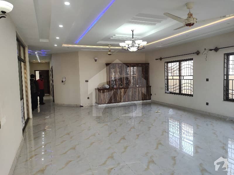 House For Rent In G-16 Size 1 Kanal Triple Storey With Basement Brand New House Two Options Available