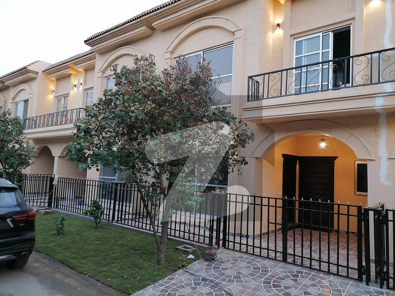 4 Marla House For sale Available In Royal Residencia Royal