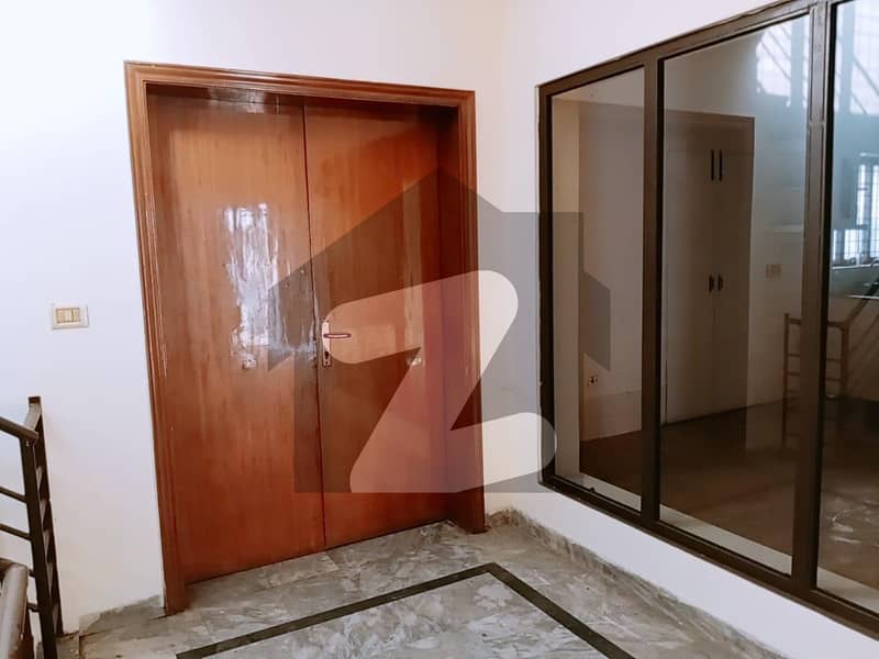 In Kohinoor Town 16 Marla House For sale