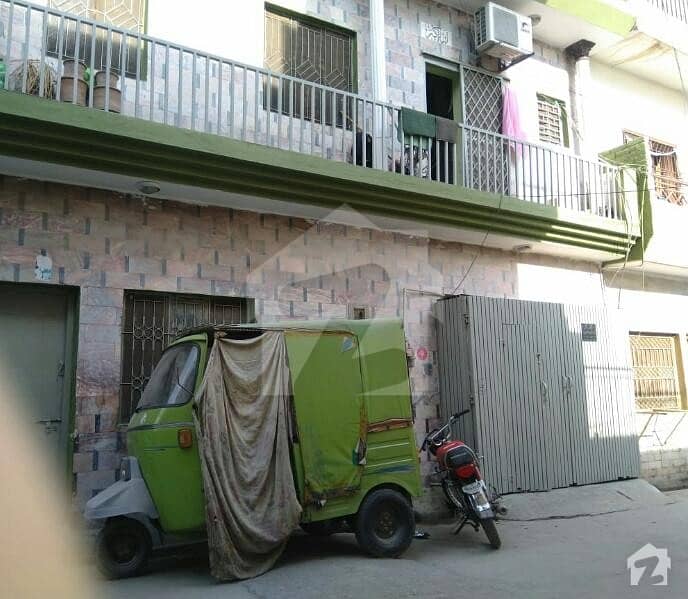 خرم کالونی راولپنڈی میں 4 کمروں کا 3 مرلہ مکان 1.1 کروڑ میں برائے فروخت۔