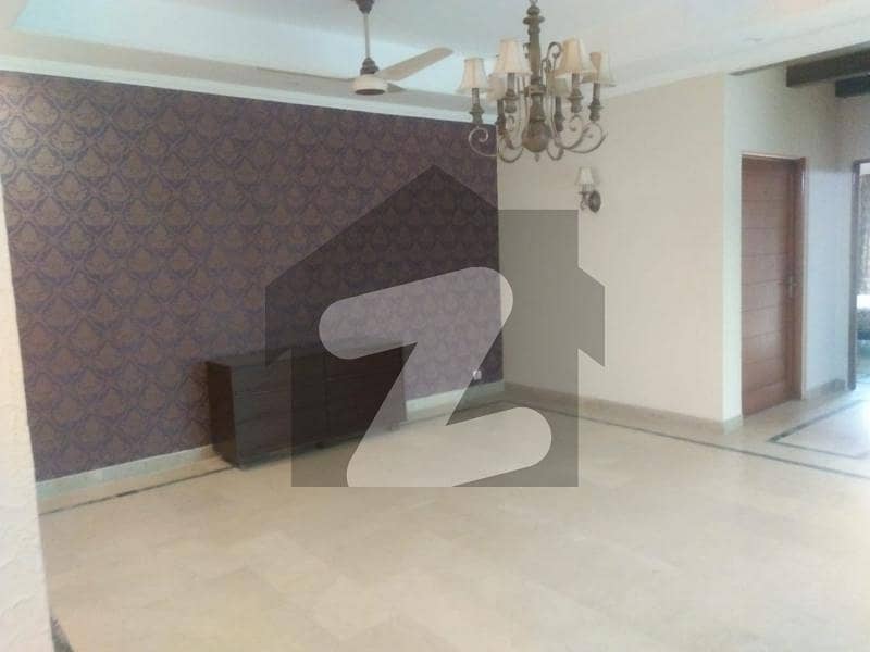 1 Kanal Well Maintained Upper Portion For Rent Dha Phase-5