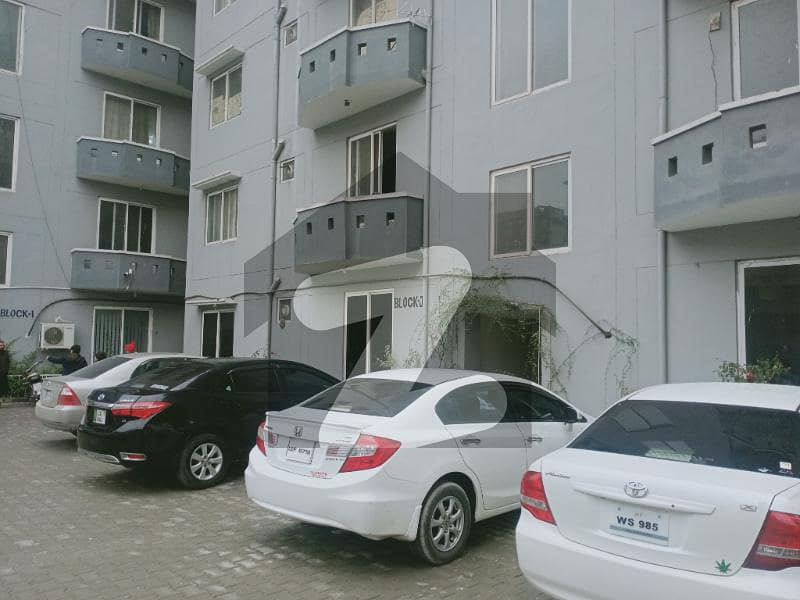 7 Marla Flat For Sale In Prime Apartment Warsak Road