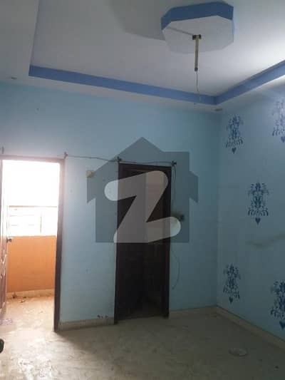 In Dastgir Colony Upper Portion For Sale Sized 1080 Square Feet