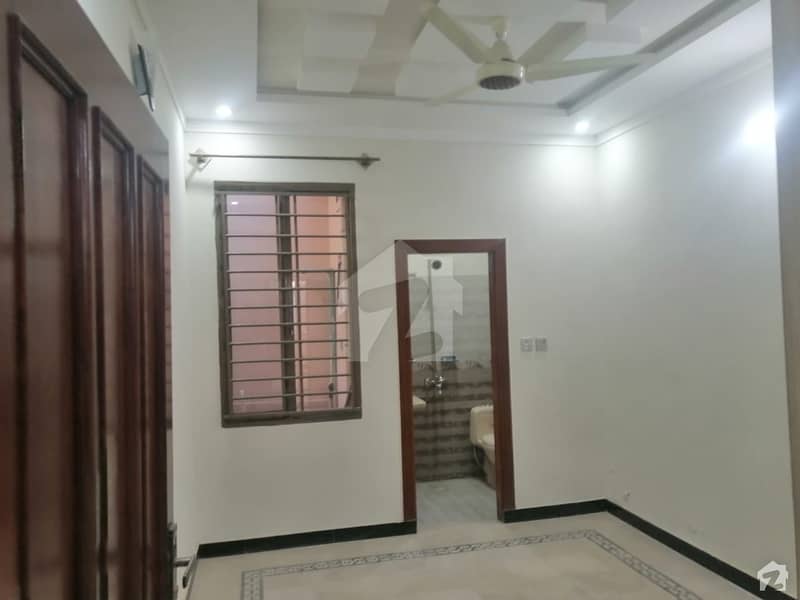 Bahria Town Phase 8 Business District Hadi Arcade 1 Prime Location Flat Is Available For Sale
