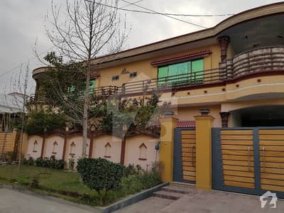 اوپی ایف ہاوسنگ سکیم پشاور میں 10 کمروں کا 1 کنال مکان 5 کروڑ میں برائے فروخت۔