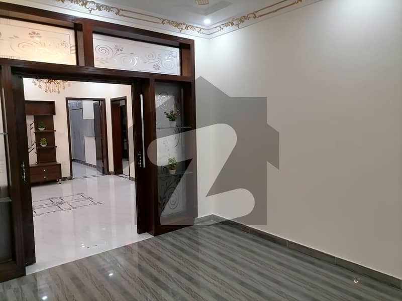 1 Kanal House Available In PCSIR Staff Colony - Block B For sale