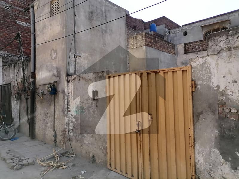 4 Marla House Available For sale In Green Town Sector D2