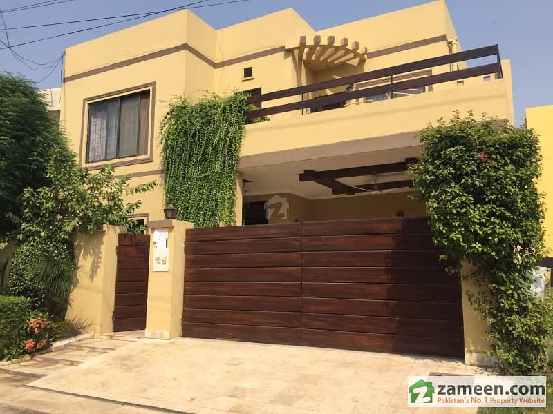 12 Marla Facing Park House For Sale In Canal View Society Lahore