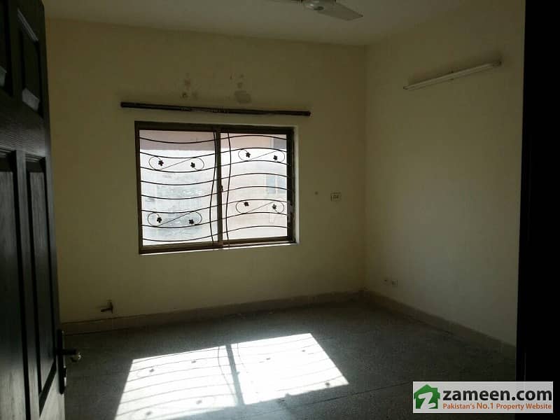 Askari 14 - Upper Portion With 2 Bedrooms For Rent