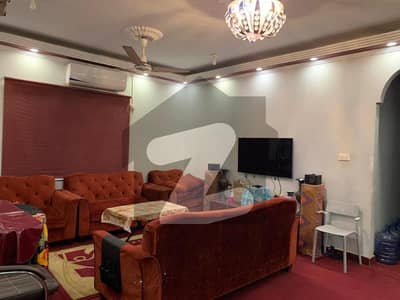 نارتھ ناظم آباد ۔ بلاک ایل نارتھ ناظم آباد کراچی میں 6 کمروں کا 10 مرلہ مکان 5.25 کروڑ میں برائے فروخت۔