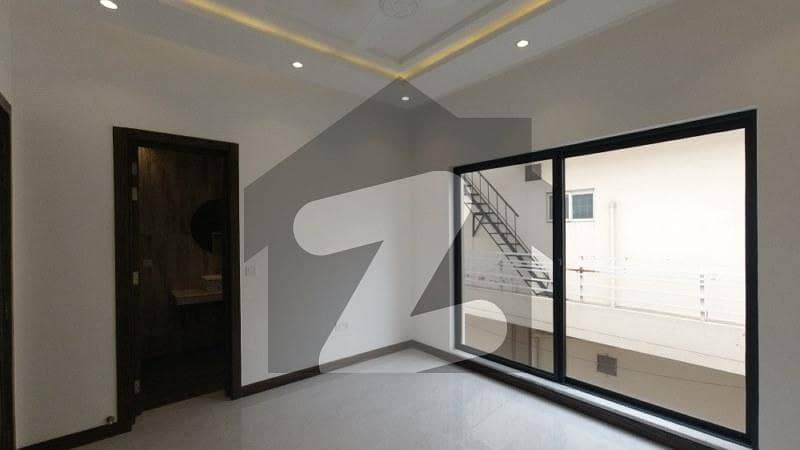 5 Marla House available for sale in Bankers Avenue - Block C, Lahore