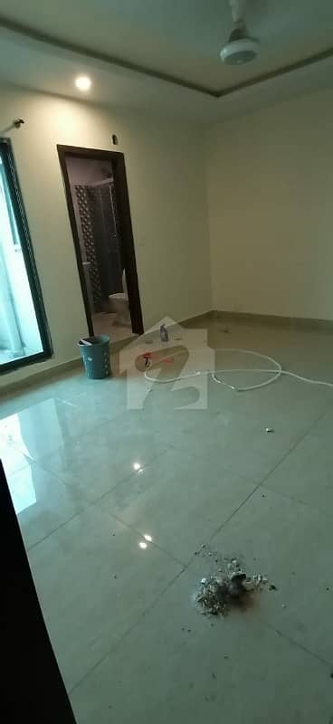 3 bed unfurnished appartment for rent in E11 4 islamabad