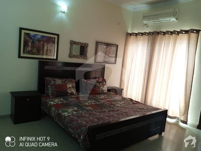 پی اے ایف آفیسرز کالونی کینٹ لاہور میں 4 کمروں کا 6 مرلہ مکان 1.7 کروڑ میں برائے فروخت۔