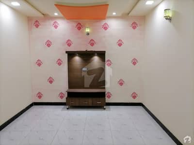 یتیم خانہ چوک ملتان روڈ لاہور میں 3 کمروں کا 3 مرلہ مکان 1.1 کروڑ میں برائے فروخت۔