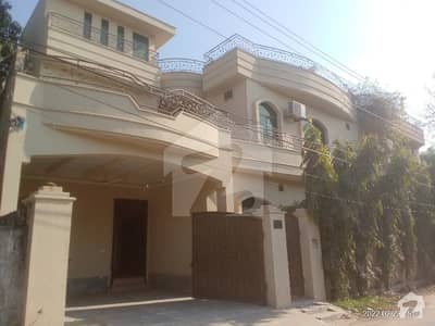 10 Marla Double Storey House For Sale In Garden Town Lahore